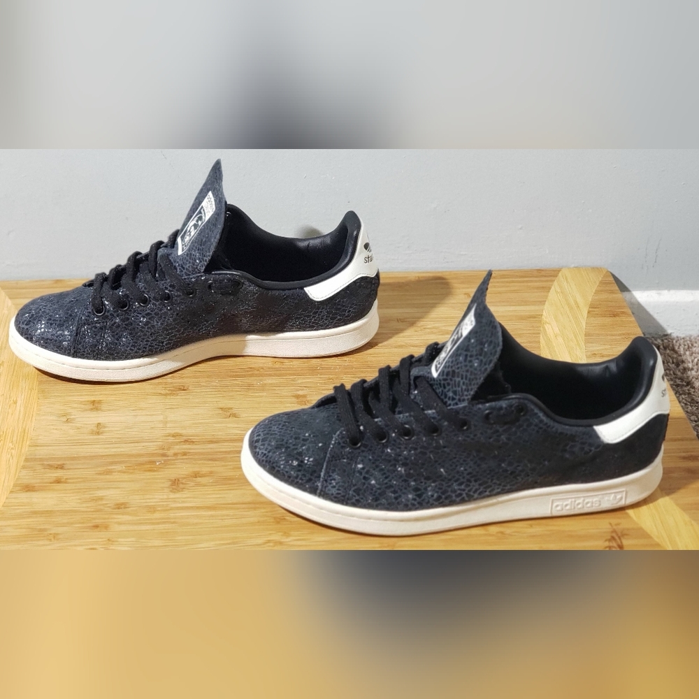 ADIDAS STAN SMITH S77344 Black Snake Sneakers Women's Size 10